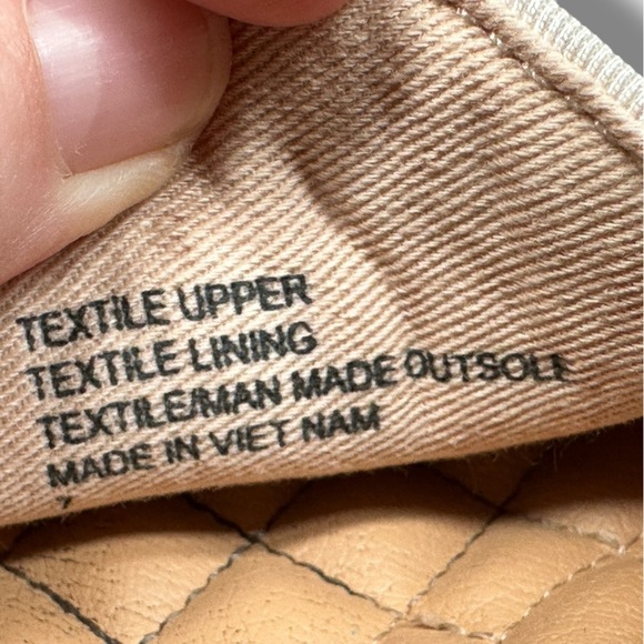 Birdies Heron Woven Loafers Size 7 Chevron Chai White Tan Closed Toe - Picture 12 of 12